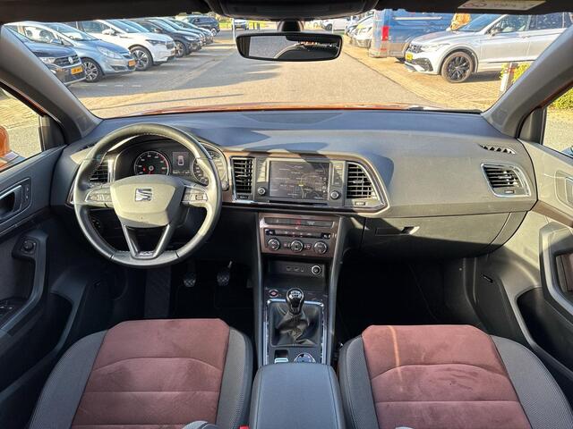 Seat ATECA 1.4 EcoTSI Xcellence | Trekhaak | Pano | A. cam |