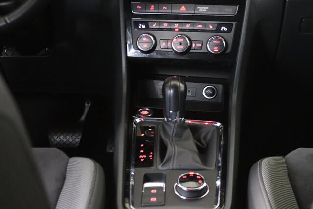 Seat ATECA 1.4 EcoTSI Xcellence 360Camera, Trekhaak, LED koplampen, Adaptieve Cruise Control, Standkachel,