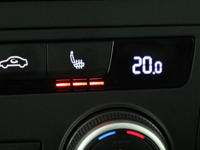 Seat ATECA 1.5 TSI Style Intens | Trekhaak | Stoelverwarming | Carplay | Full LED | Park Assist | Climate control | Cruise control