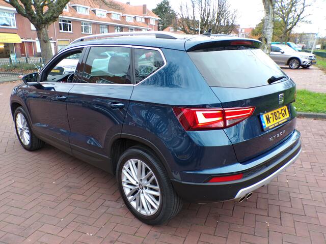 Seat ATECA 1.5 TSI FR Business Intense 150 pk /Panoramadak/apple carplay/led/18inc/camera