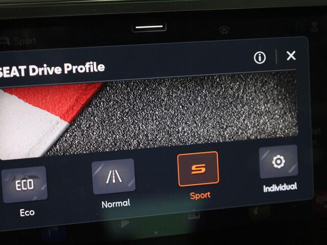 Seat ATECA 1.5TSI/150PK FR Business Intense DSG · Apple/Android Car Play · Camera + parkeersensoren · Keyless