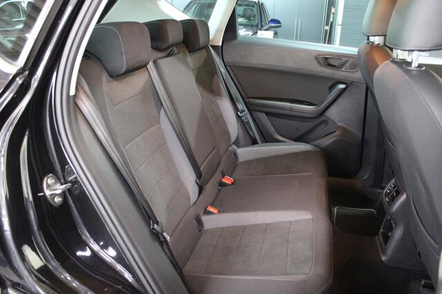 Seat ATECA 1.0 EcoTSI Style Business Intense / Full led / Camera / Elektr. klep / Navi /