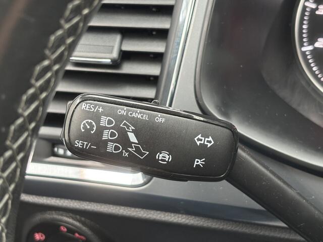 Seat ATECA 1.5 TSI Business Intense | Automaat | Trekhaak | Stoel Verwarming | Apple Carplay