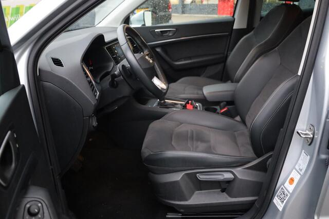 Seat ATECA 1.5 TSI Style Business Intense 110KW/150PK DSG, wegklapbare trekhaak, leder alcantara, achteruitrijcamera, stoel en stuurwielverwarming, acc, adaptieve cruise control, digital cockpit, privacy glas, chroom pakket