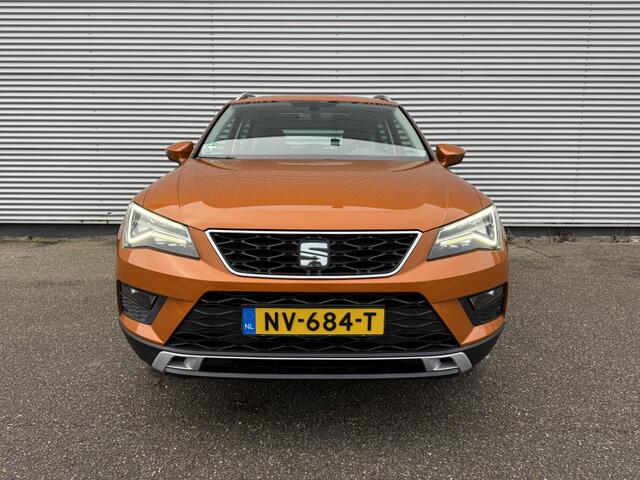 Seat ATECA 1.0 EcoTSI Lim. Ed. NAP PANO Trekhaak Camera Carplay Dealer OH