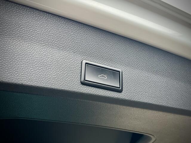 Seat ATECA 1.5 TSI Xcellence Pano Keyless Navi Carplay Camera