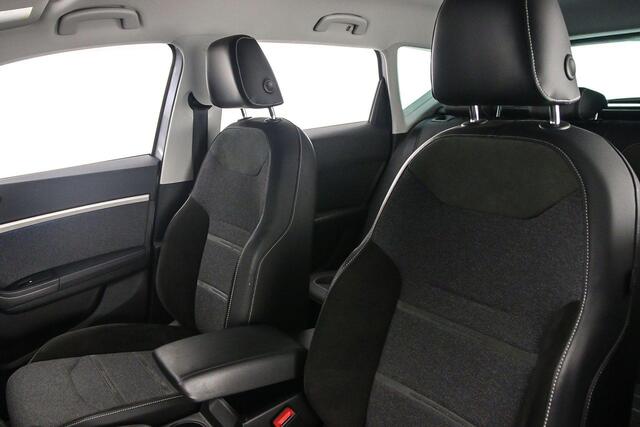 Seat ATECA Xperience Business Intense 1.5 TSI 150pk DSG Automaat Trekhaak, Adaptive cruise control, 360 camera, Elektrische achterklep, Achteruitrijcamera, Navigatie