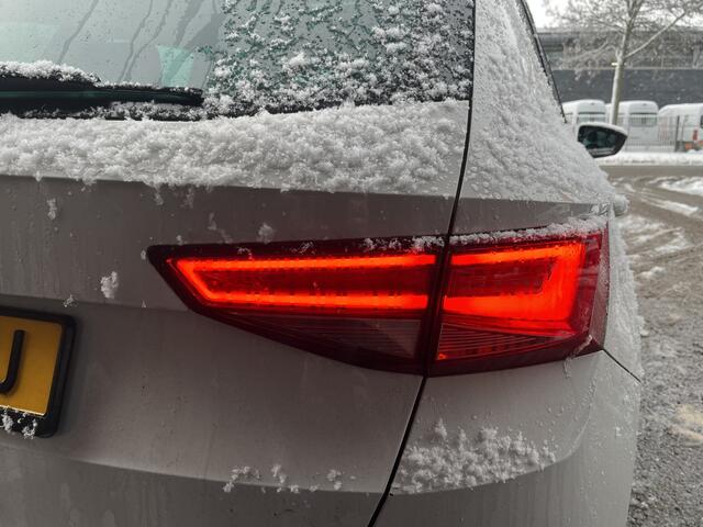 Seat ATECA 1.4 EcoTSI Xcellence // APPLE CARPLAY - ANDROID AUTO // CAMERA // CRUISE // DODENHOEK SENSOR // ELEK. ACHTERKLEP //