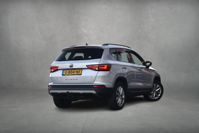 Seat ATECA 1.0 EcoTSI Style Business Intense | Trekhaak | Apple CarPlay | Camera | Climate