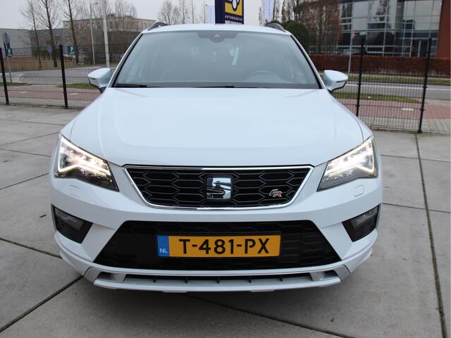 Seat ATECA 1.5 TSI FR Business Intense FULL LED, Inklapbare trekhaak, Alcantara-Leder Prijspakker!