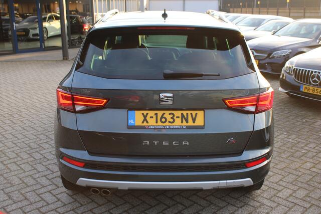 Seat ATECA 1.5 TSI 150PK FR Business Intense VIRTUAL COCKIT 360-CAMERA CARPLAY 19'' TREKHAAK