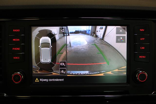 Seat ATECA 1.5 TSI 150PK FR Business Intense VIRTUAL COCKIT 360-CAMERA CARPLAY 19'' TREKHAAK
