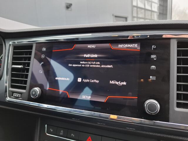 Seat ATECA 1.5 TSI 150 PK Style Intense CAMERA PARK ASSIST LED NAVI CRUISE ECC TREKHAAK