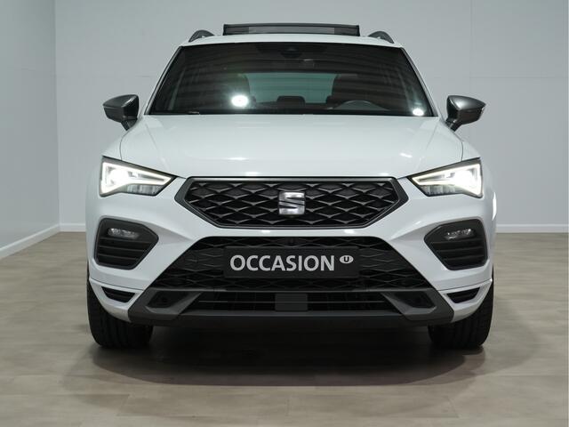 Seat ATECA 1.5 TSI 150pk DSG FR Business Intense Panorama 360 Camera trekhaak 19"velgen LED0