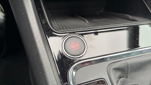 Seat ATECA 1.5 TSI Xcellence Business Intense | Achteruitrijcamera | Elektrisch bedienbare achterklep | Virtual Cockpit | Keyless | Wegklapbare trekhaak |