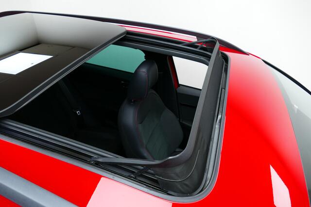 Seat ATECA 1.5 TSI FR Business Intense. Panodak, Adap Cruise, Camera, StoelVerw, 19"LMV, Haak 1600kg