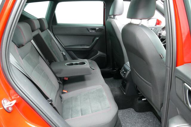 Seat ATECA 1.5 TSI FR Business Intense. Panodak, Adap Cruise, Camera, StoelVerw, 19"LMV, Haak 1600kg