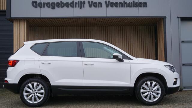 Seat ATECA 1.0 EcoTSI 115pk Style Navi Stoelverwarming Clima Cruise Control PDC App-Connect 94657km!