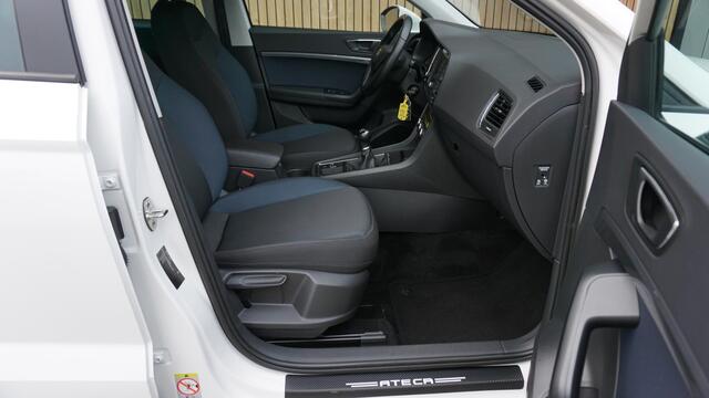 Seat ATECA 1.0 EcoTSI 115pk Style Navi Stoelverwarming Clima Cruise Control PDC App-Connect 94657km!