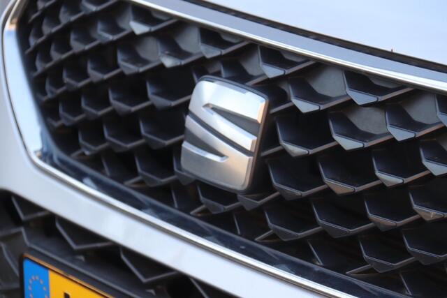 Seat ATECA 1.5 TSI Style Business Intense Automaat, Trekhaak, Cruise, Navi, Camera