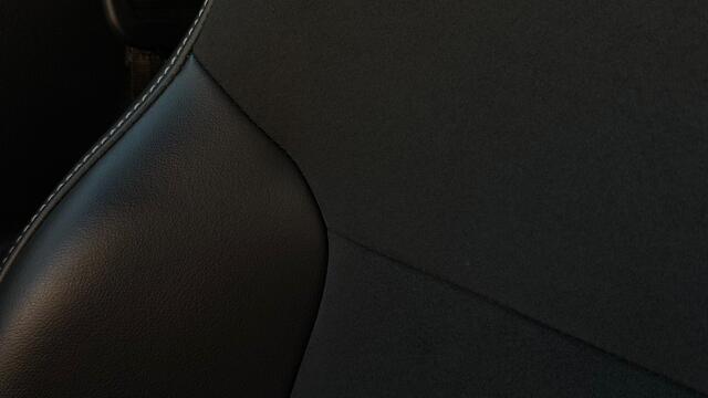 Seat ATECA 1.5 TSI Style Business Intense Automaat, Trekhaak, Cruise, Navi, Camera