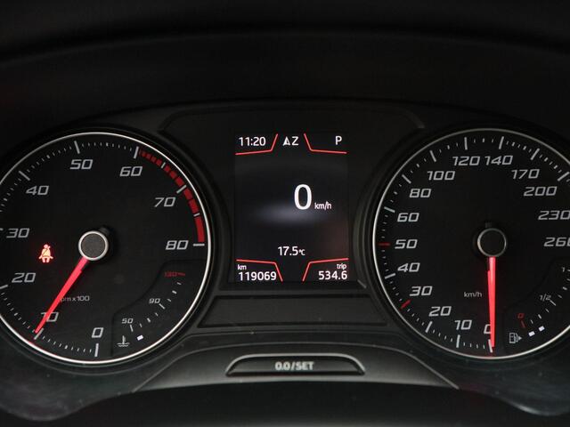 Seat ATECA 1.5 TSi 150 Pk Automaat Style Business | Full LED | Stoelverwarming | Camera | Navigatie | Cruise Control | 17 Inch | 119.068 Km !!