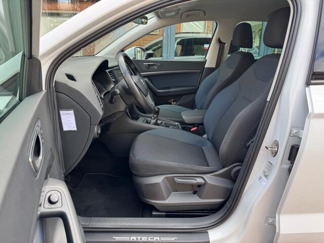 Seat ATECA 1.0 ECOTSI STYLE LED Trekhaak Carplay/Android