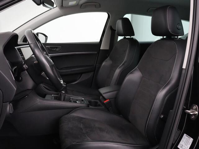 Seat ATECA 1.5 TSI Style Intense | Trekhaak | Leder/Alcantara | Carplay | Camera | Park Assist | Full LED | Navigatie | Climate control | Cruise control | Bluetooth