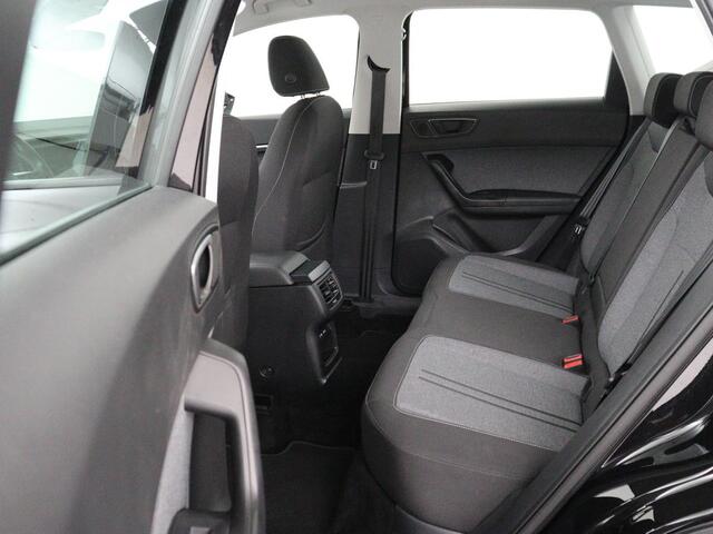 Seat ATECA 1.5 TSI Style Intense | Stoelverwarming | Adaptive cruise | Carplay | Virtual Cockpit | Parkeerhulp | Stuurverwarming | Navigatie | Full LED | Climate control | Bluetooth