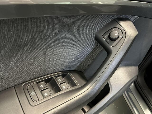 Seat ATECA 1.0 TSI 115pk Style Business Intense · Camera · Navigatie · Apple/Android Car Play · P-Sensoren · Cruise Control · 17'' Inch · Garantie t/m 29-04-2029 of 100.000km