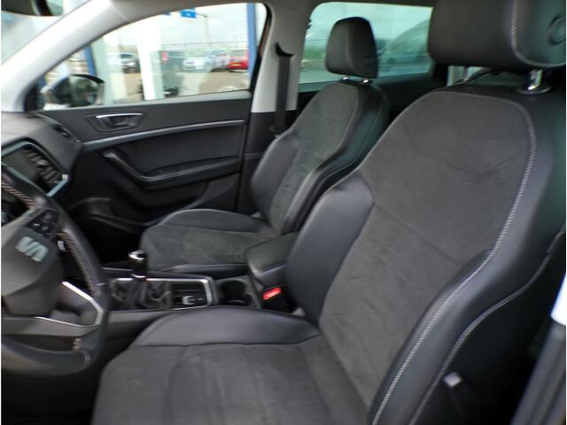 Seat ATECA 1.5 TSI Style Business Intense, Trekhaak / Carplay + Android Auto / Full LED / Camera + Sensoren