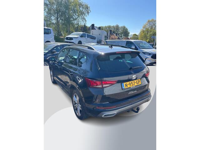 Seat ATECA 1.5 TSI FR Business Intense | 150pk | Trekhaak | Adaptieve Cruise | Achteruitrijcamera | 1.600kg trekgewicht | Stoelverwarming