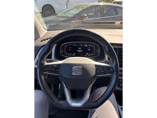Seat ATECA 1.5 TSI FR Business Intense | 150pk | Trekhaak | Adaptieve Cruise | Achteruitrijcamera | 1.600kg trekgewicht | Stoelverwarming