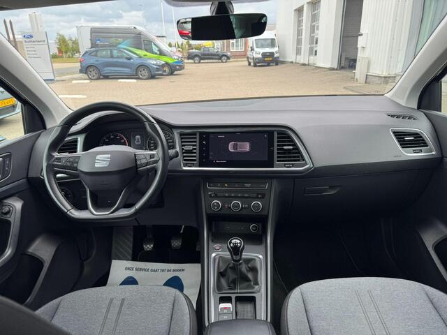 Seat ATECA 1.0 TSI Style Business Intense 110pk | Trekhaak | Navigatie | Achteruitrijcamera