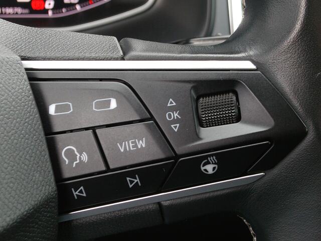 Seat ATECA 1.5 TSI Style Business Intense Trekhaak / Carplay + Android Auto / Virtual Cockpit / Camera + Sensoren / Stoel + Stuurverwarming / 17'' LMV