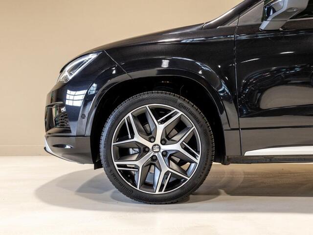 Seat ATECA 150pk / Panoramadak / Achteruitrij camera / Adaptieve cruise control