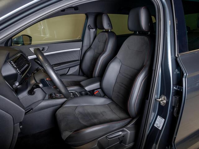 Seat ATECA 1.5 TSI FR Business Intense / 150pk / Stoel en stuurverwarming / Achteruitrij camera /