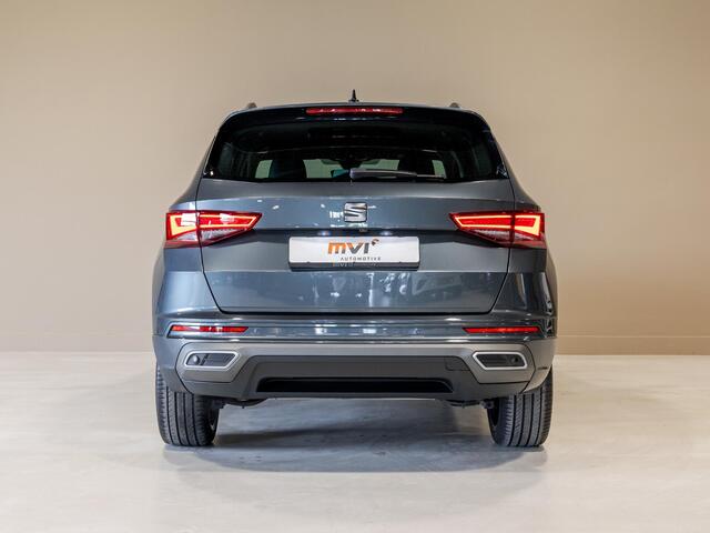 Seat ATECA 1.5 TSI FR Business Intense / 150pk / Stoel en stuurverwarming / Achteruitrij camera /
