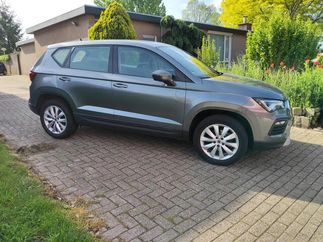 Seat ATECA 1.0i Style, Navi, Cruise, Climate, PDC, App
