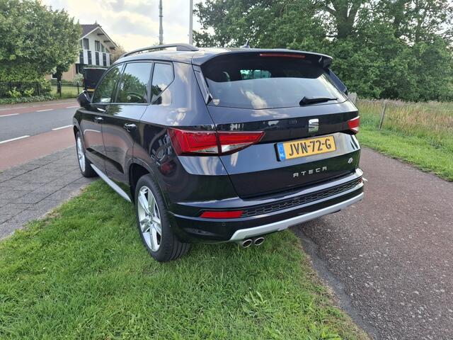 Seat ATECA 1.5 TSI FR Business Intense Pano,trekhaak