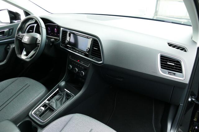 Seat ATECA 1.5 150pk TSI Style Business Intense. Adap Cruise, Stoel&StuurVerw, Carplay/Android Navi, Haak 1600kg