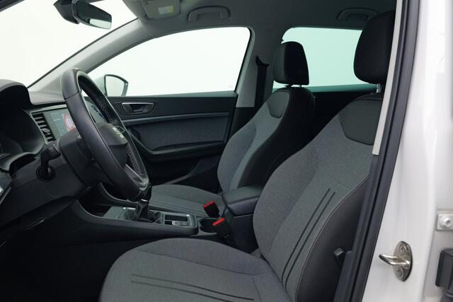 Seat ATECA 1.0 TSI Style Business Intense | Achteruitrijcamera | Stuurwielverwarming | Cruise control