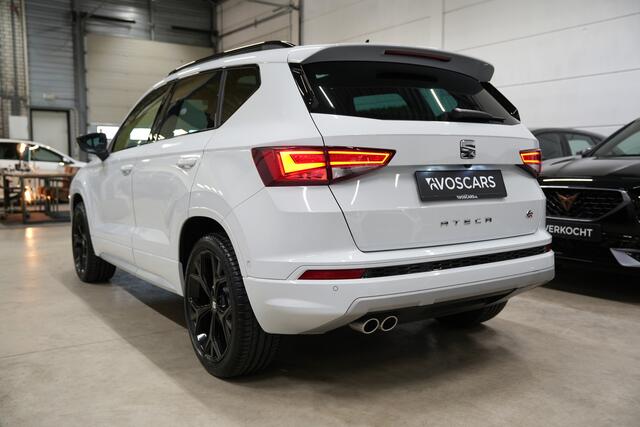 Seat ATECA 1.5 TSI FR DSG * Pano - Trekhaak - Virtual - Black Edition - Camera - Keyless - Beats - ACC - Blind Spot *