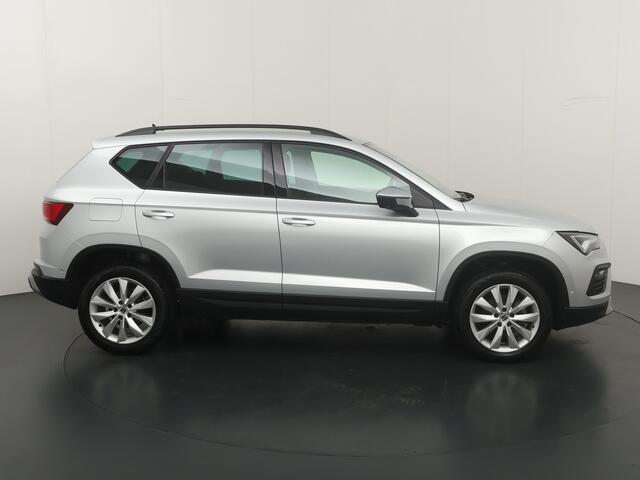 Seat ATECA 1.5 TSI Style Business Intense | 1.600kg trekgewicht | Adapt. cruise | Camera | Stoel&Stuurwiel verwarmd | Apple Carplay & Android Auto |