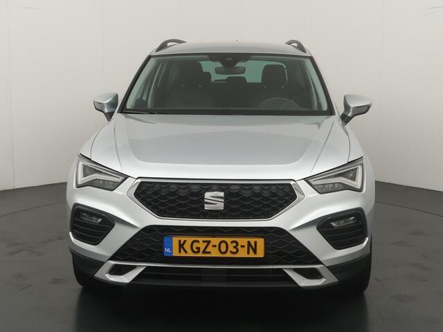 Seat ATECA 1.5 TSI Style Business Intense | 1.600kg trekgewicht | Adapt. cruise | Camera | Stoel&Stuurwiel verwarmd | Apple Carplay & Android Auto |