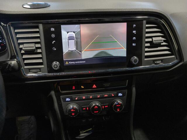 Seat ATECA 1.5 TSI FR Business Intense / 150pk / Trekhaak / Achteruitrij camera / Beats / Stoelverwarming /