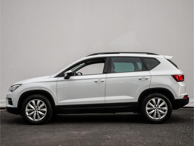 Seat ATECA 1.0 EcoTSI Style Business Intense Trekhaak/ Panoramadak/ Stoelverwarming/ Camera/ Parkeerhulp/ Navigatie