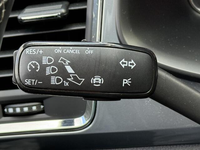 Seat ATECA BWJ 2020 1.0 EcoTSI 116 PK Style Business Intense TREKHAAK | PANO | VIRTUAL COCKPIT | BEATS AUDIO | CARPLAY + ANDROID | NAVI | CLIMA | CRUISE | BLUETOOTH | CAMERA | PDC | LMV | MULTIFUNCT. STUUR