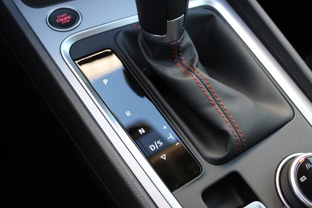 Seat ATECA 1.5 TSI 150PK FR Business Intense |KEYLESS|STUURWIELVERWARMING|CAMERA|LED|