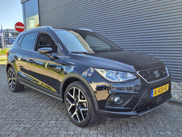 Seat Arona 1.0 TSI FR Business Intense 110 PK | Trekhaak | Navigatie | Camera | Climate Control |